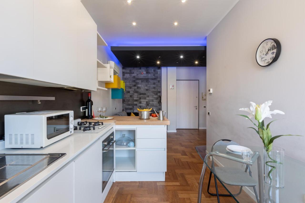 Bed And Breakfast Del Fiore 칼리아리 외부 사진