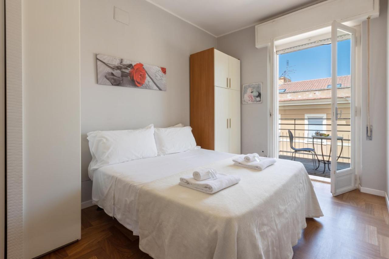 Bed And Breakfast Del Fiore 칼리아리 외부 사진